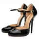 Classic round toed heels pumps